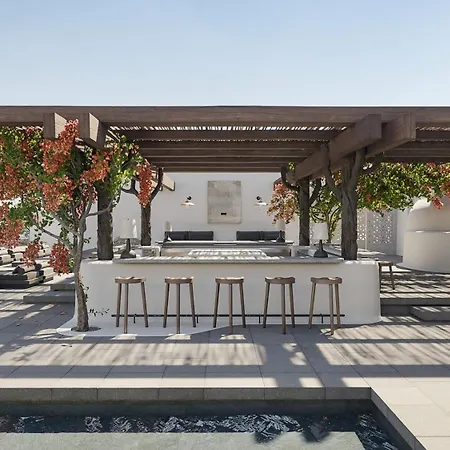Nikolaidis Mykonos Couette-café 3*