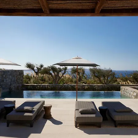 Nikolaidis Mykonos Couette-café